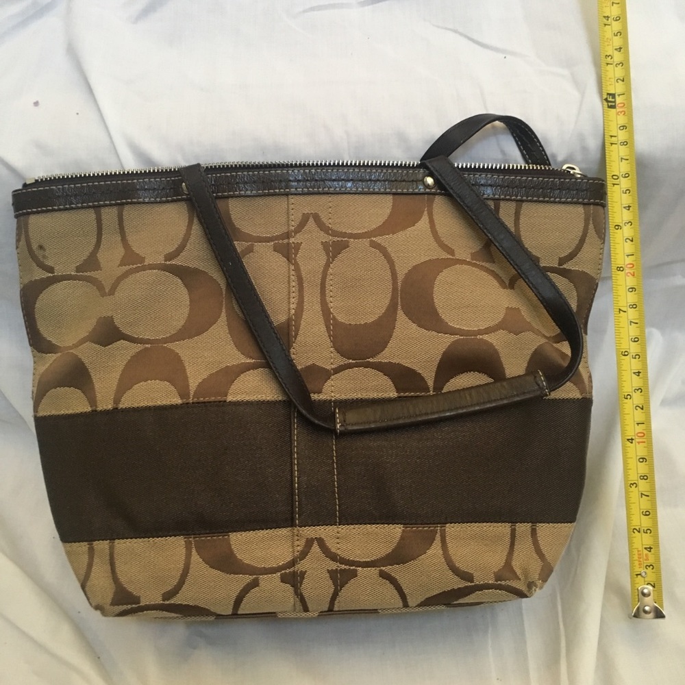 Coach brown shoulder bag-please read!